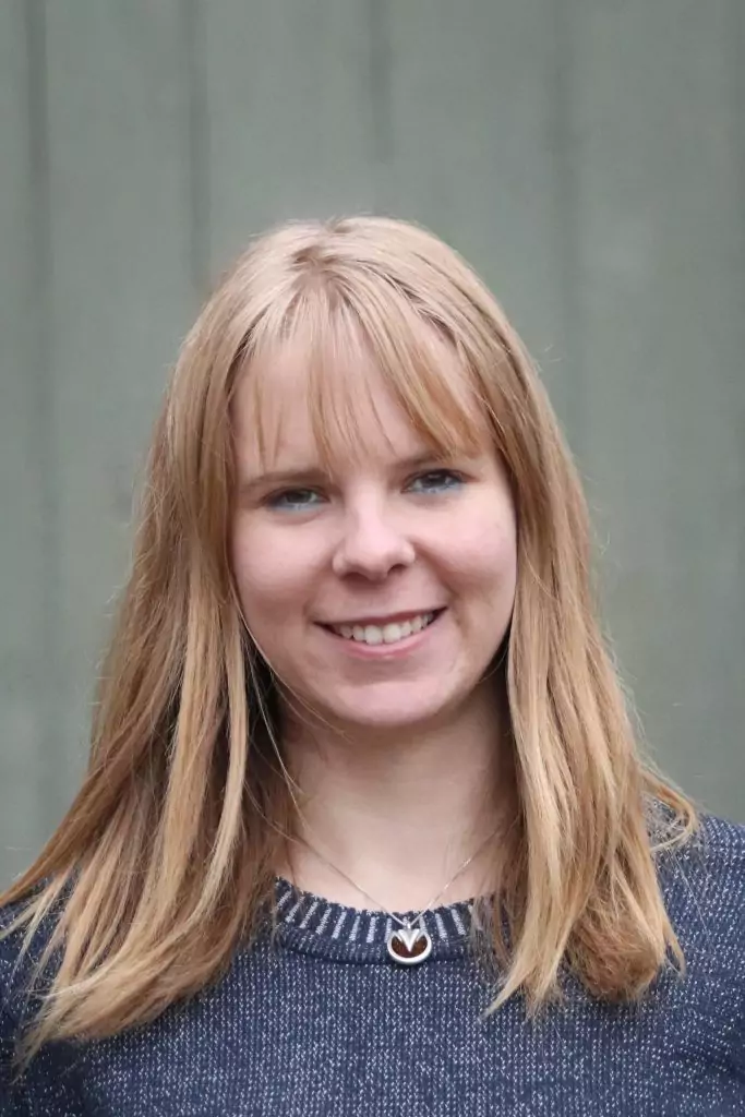 Carina Warnstädt von MindEquus Portraitfoto